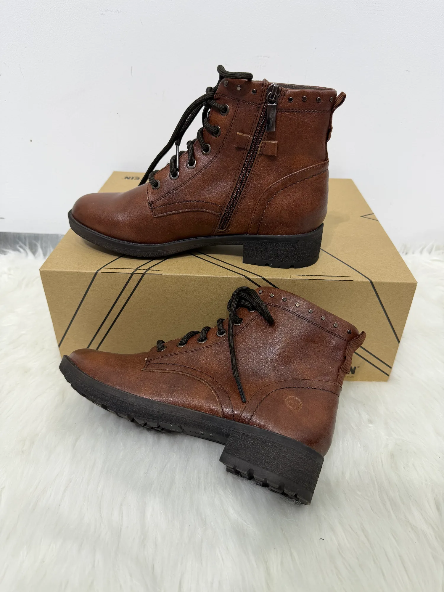 B-05 Boots