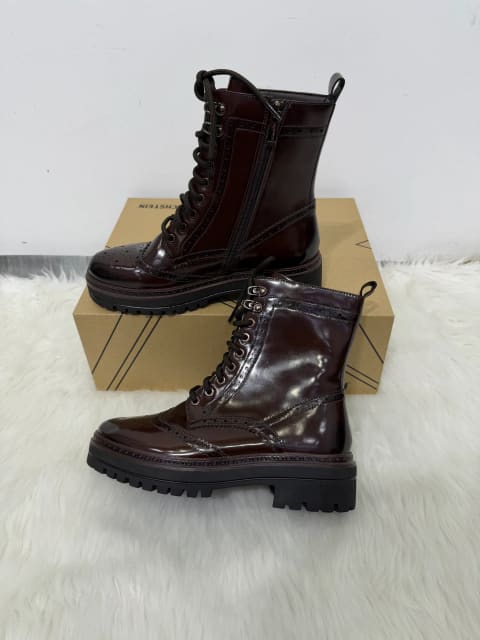 B-10 Boot