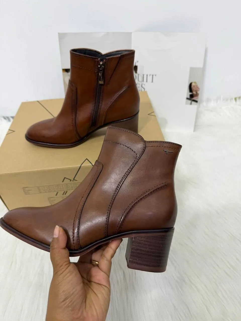 D-01 shoe